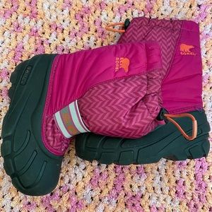 Sorel winter boots size 13 (little girl)